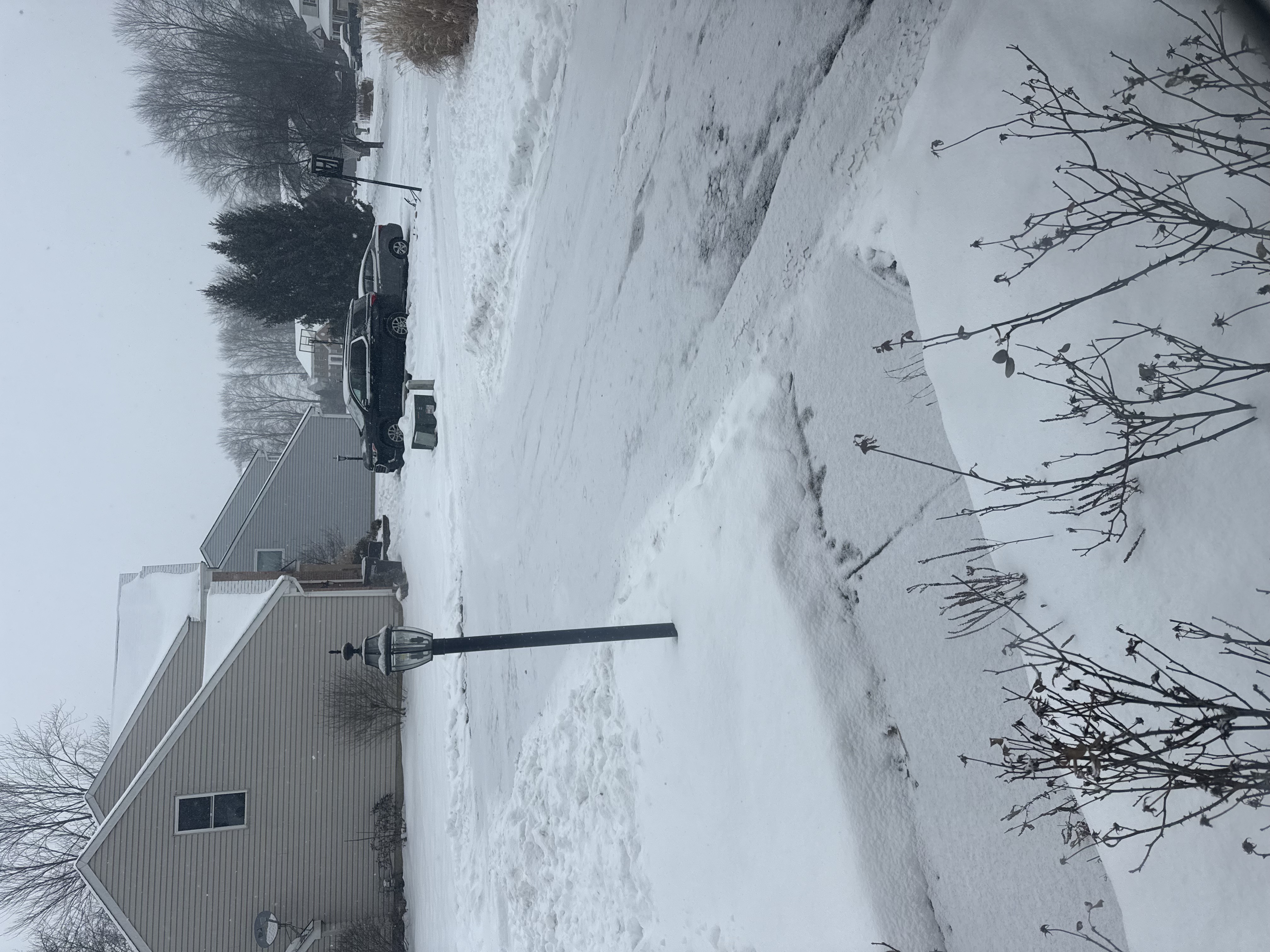 Snow removal service Batavia Amelia Anderson Township Ohio – driveway clearing residential snow plow